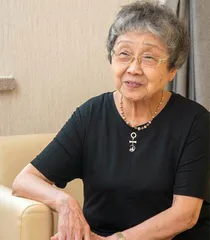 铁肩扛大旗，妙手绘仁心 