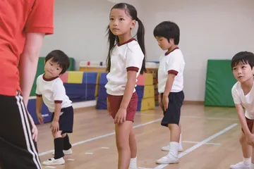 如何在小学体育教学中渗透心理辅导内容