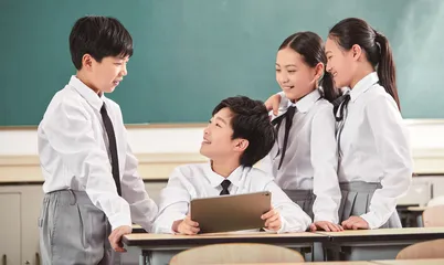 数字科技对青少年健康成长的利弊分析