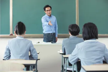 从“严管”到“唤醒”