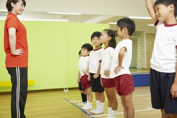 积极开展体育教学工作重视学生身心健康
