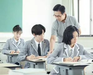 心怀感恩，矢志奋斗