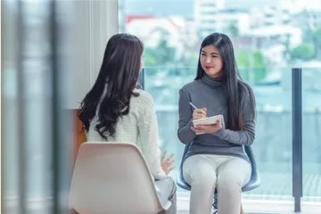 父母“偏心”妹妹引发亲子矛盾怎么办？