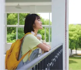 关爱与倾听，照亮心灵之光