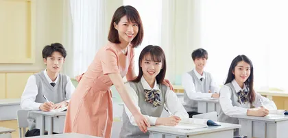 一养二培三行 打造优质师资队伍