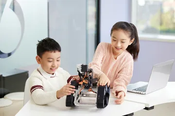 青少年创新型素质教育培养需要与时俱进3