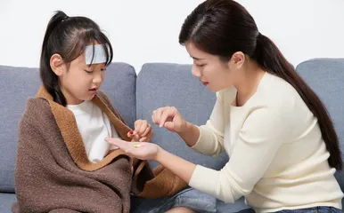 谨防青少年药物滥用