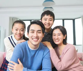 青春守护，健康同行