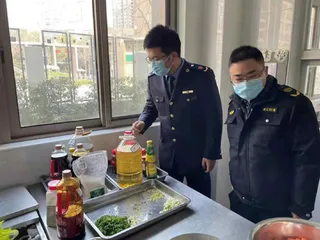 江苏省无锡市新吴区市场监督管理局多措并举，保障外卖食品安全