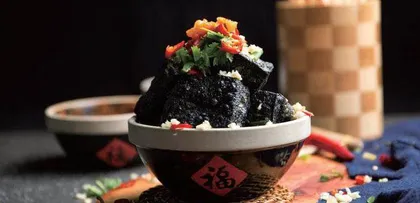 到火宫殿品味长沙臭豆腐