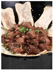 香味缭绕的地锅鸡