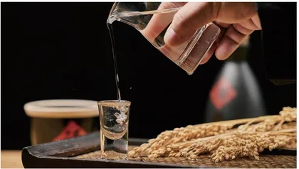 掌握三大核心策略 成功玩转中高线光瓶酒