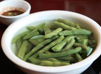 白露养生，生津润肺防秋寒