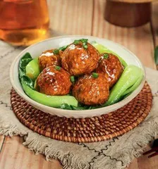 基于文化自信的中华美食名称英译方法探究