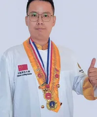 陈健新：探索料理的奇妙世界展现创意的烹饪技巧