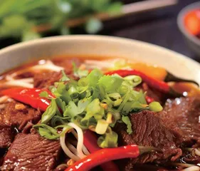 主打高性价比生烫牛肉米线热度能否持续