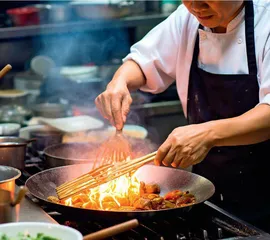 中职烹饪专业群“双师型”教师培养标准探索