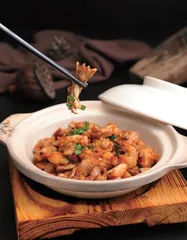 牛蛙餐饮店风靡 但我建议你不要吃
