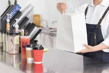 设置独立的茶饮档口餐饮品牌寻求新的业务增长点