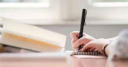 以学生为中心的校内校外混合式教学研究