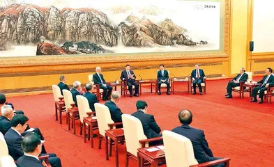 习近平同党外人士共迎新春