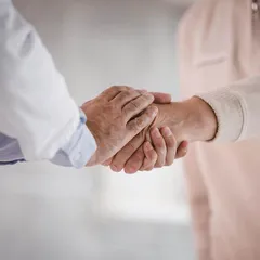一次诊治，一生友谊