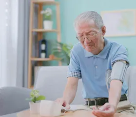 别让高血压“压垮”您的肾脏1