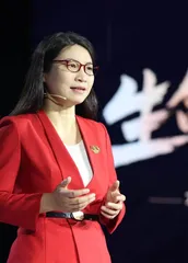 施琳玲：看见！