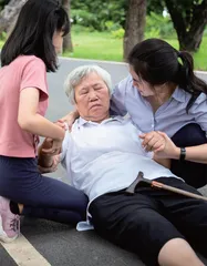 不能忽视,老年人会在不经意间中暑2