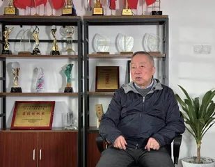 胡忠英：传承文化炼匠心　创新杭菜成迷宗
