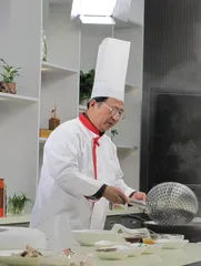 王荫曾：六十年淮扬风骨，艰难方显勇毅，磨砺始得玉成