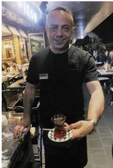 伊斯坦布尔:郁金香杯里,装着茶色的“呼愁”11