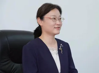 创新联结  平台共享  科技赋能  产业发展 