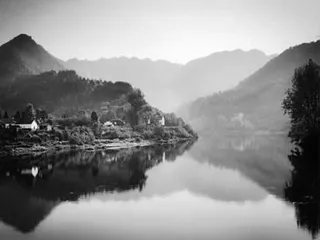 空蒙山水间