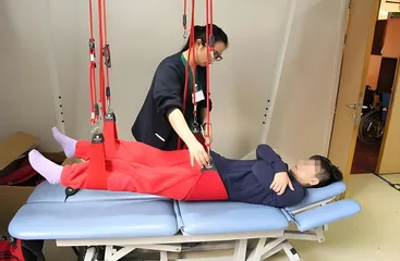 青少年脊髓损伤后如何进行康复训练？1