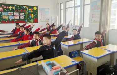 坐着就能运动的健身方法1
