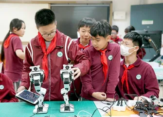 聚力创新推动教育数字化转型
