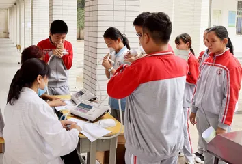 抑郁症筛查纳入学生健康体检青少年心理健康不容忽视2