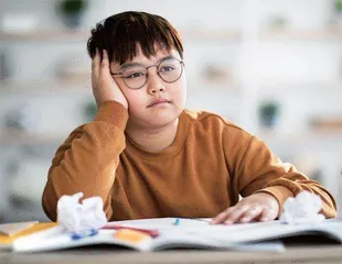 守护青春：青少年抑郁症的识别与干预