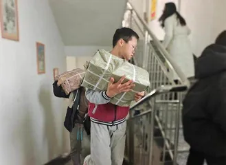 卢熠翎获杰出爱心企业家奖：呼唤更多人关注公益事业5