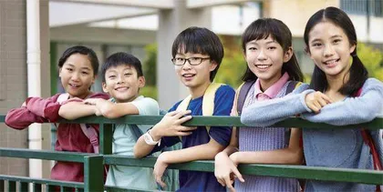 校园关爱：让学生在学校找到快乐与自信
