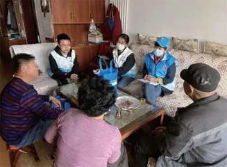 护蕾成长　向阳绽放