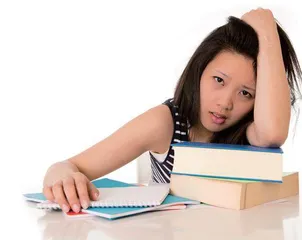 不敢向父母坦白的少女