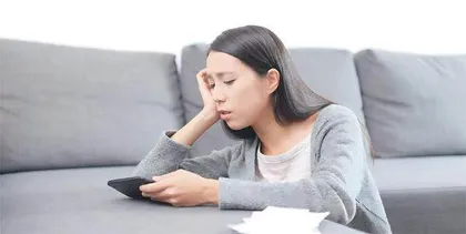 不敢向父母坦白的少女1