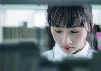 花季少女为何郁郁寡欢？