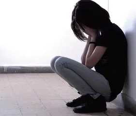 被孤立的女孩