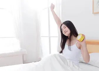 被“计划表”打乱睡眠计划的女大学生