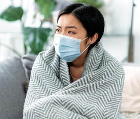 女孩为何莫名腹痛？