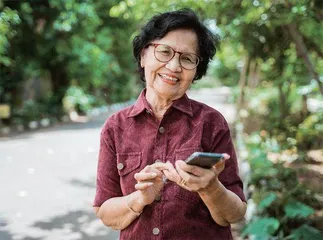破解被子女屏蔽微信朋友圈的烦恼1