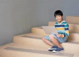 游戏少年背后的家庭问题